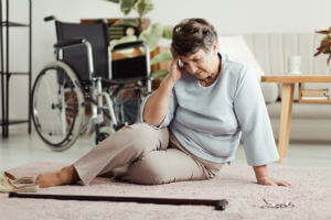 old woman with head injury